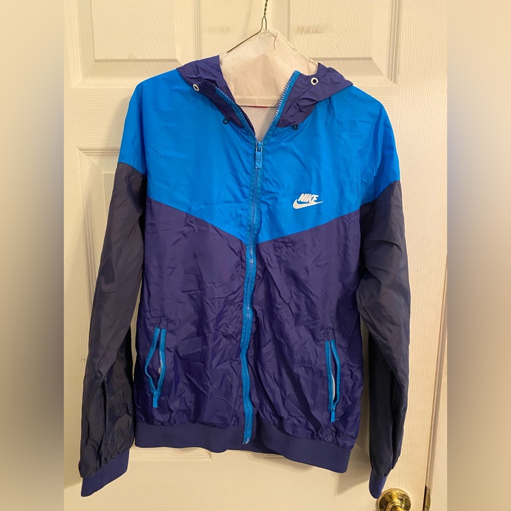Boy’s Nike windbreaker